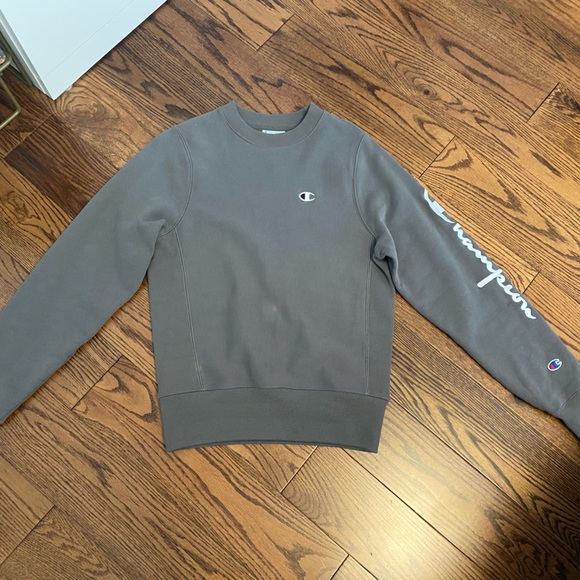 Grey Champion crewneck - Picture 2 of 6